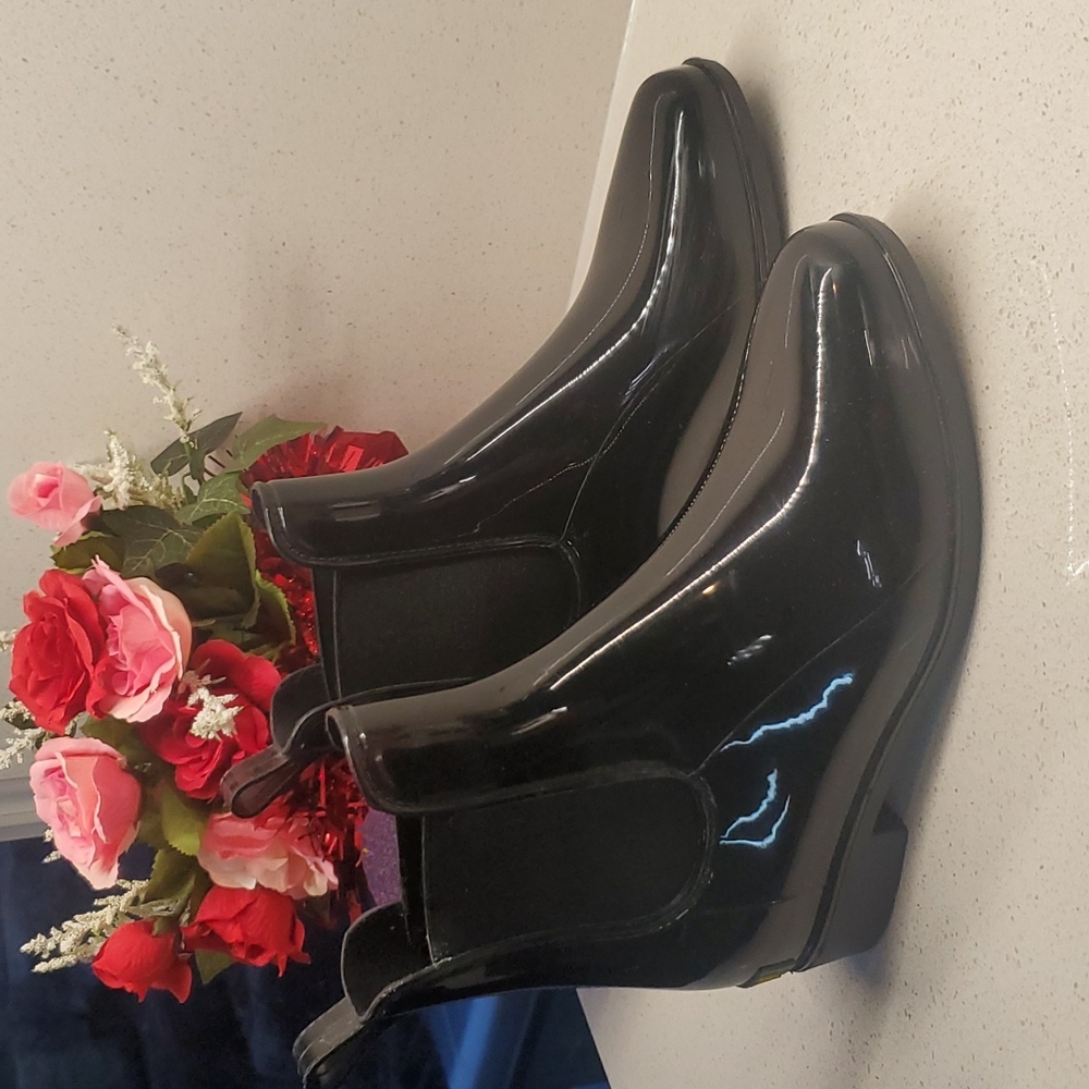 LAUREN RALPH LAUREN Tally-Bo-Rai rain booties (sz 6B)